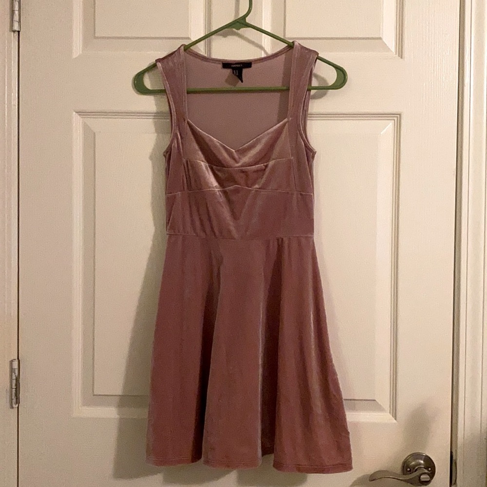 Forever 21 crush velvet blush colored dress